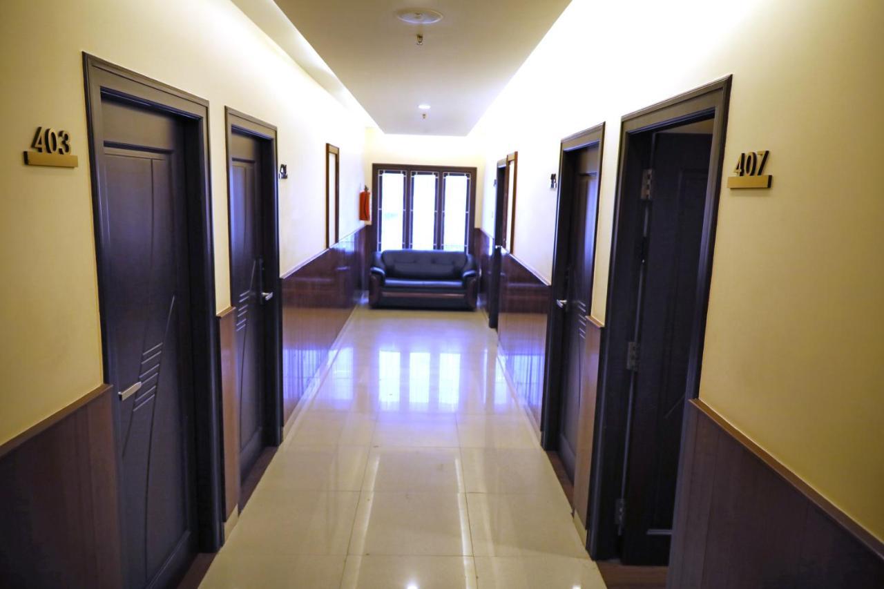 Taz Kamar Family Hotel Chennai Exteriör bild