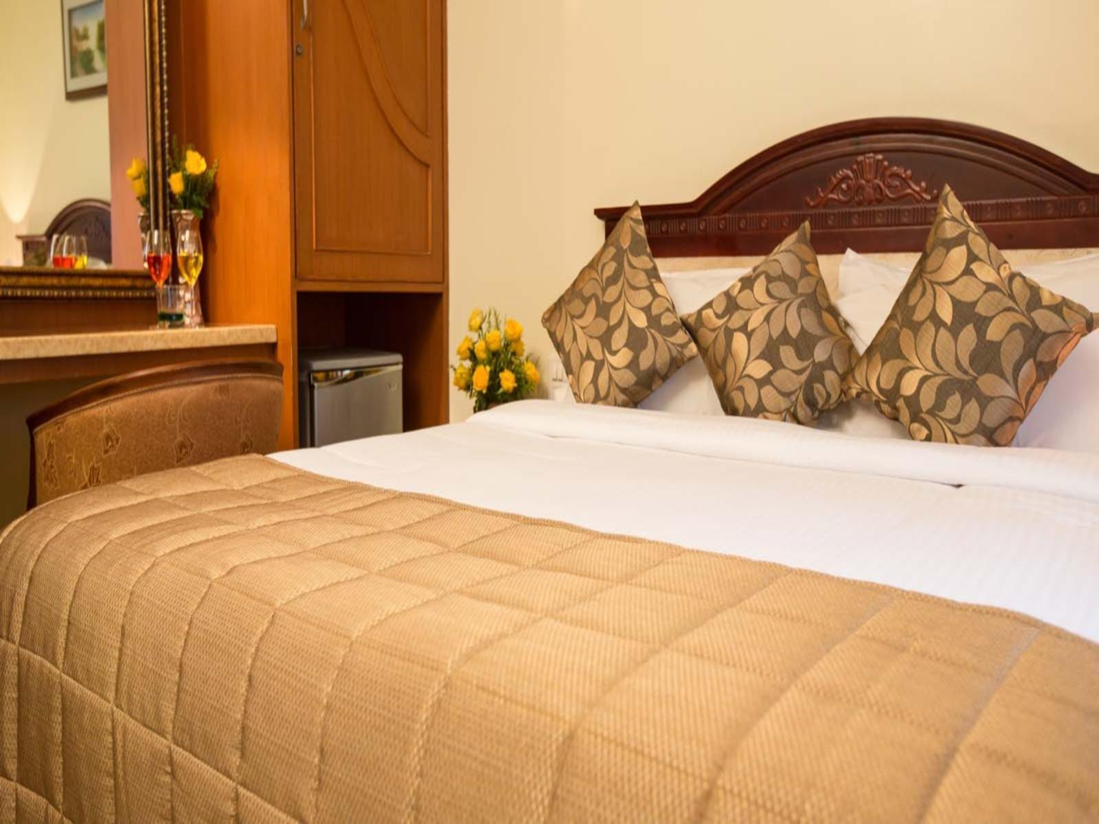 Taz Kamar Family Hotel Chennai Exteriör bild